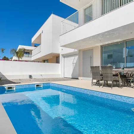 Casa Branca 40 Vila *