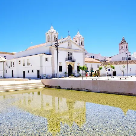 Casa Branca 40 Vila Lagos